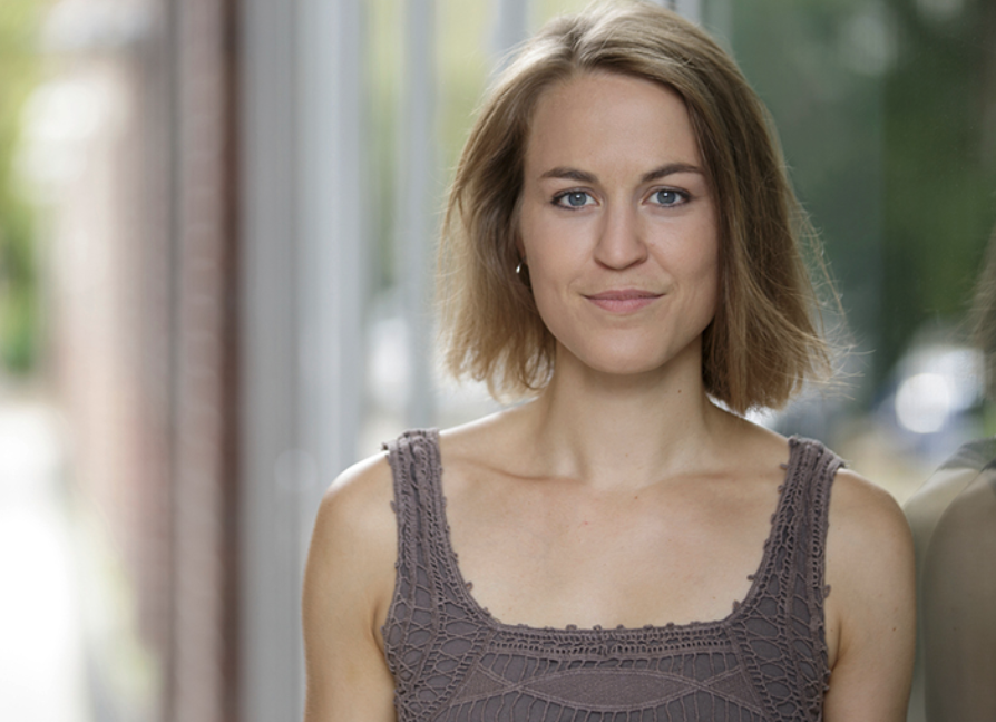 Dr. Alicia Baier